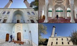 Karabağ’da işgalin sona ermesinin ardından restore edilen tarihi Cuma Mescidi yeniden ibadete açıldı