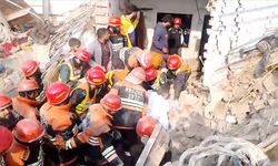 Pakistan’daki bir tutkal fabrikasında gaz sızıntısının yol açtığı patlamada 15 kişi yaşamını yitirdi