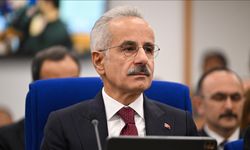 Bakan Uraloğlu, Gebze'deki bina çökmesine ilişkin tünel yapımında teknik sorun bulunmadığını açıkladı