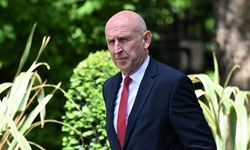 İngiltere Savunma Bakanı Healey, Rus istihbarat gemisi Yantar’ın İngiliz kara sularının sınırında bulunduğunu açıkladı