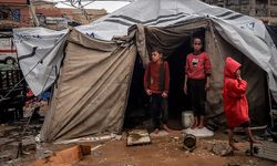 Gazze'deki hükümet, on binlerce çadırın sular altında kaldığını ve 288 bin ailenin felaketle karşı karşıya olduğunu açıkladı