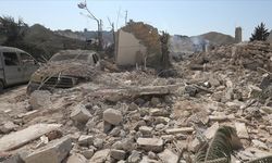 İsrail ordusu, Lübnan'ın güneyinde çok sayıda binayı yıktı