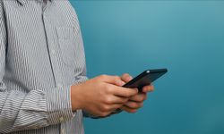 Danimarka hükümeti, 15 yaşın altındaki çocuklar için sosyal medya kullanımını yasakladığını duyurdu