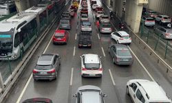 Okullar açıldı! İstanbulluların trafik çilesi başladı