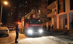 Niğde'de apartman dairesinde yangın paniği