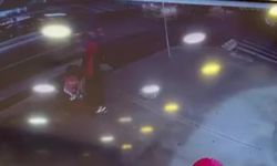 Başakşehir’de bebeğiyle yürüyen kadının cep telefonunu çaldılar