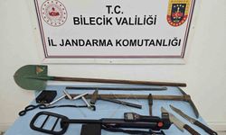 Bilecik’te define avcıları suçüstü yakalandı