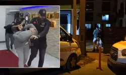 İzmir'deki evlerinde ölü bulunan anne, baba ve oğlunu çiftin diğer çocuğunun silahla vurduğu ortaya çıktı