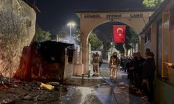 Fatih'te caminin temizlik kulübesinde çıkan yangın söndürüldü