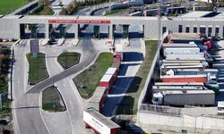 Yunanistan'daki çiftçi eylemleri sınır kapılarında tır trafiğini aksatıyor