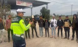 Osmaniye’de 15 kişilik minibüsten 30 işçi çıktı