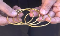 Düşürdüğü 40 gram altın 40 tonluk çöplükte bulundu, gözyaşlarına hakim olamadı