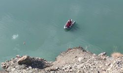 Otomobilin baraja uçtuğu kazada ölenlerin kimlikleri belirlendi