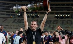 Filipe Luis, teknik direktörlük kariyerinde 5. kupasını kazandı