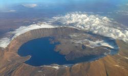 Dünyanın ikinci büyük krateri havadan böyle görüntülendi