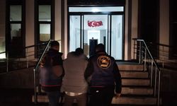 Muş'ta 8 yıl 9 ay kesinleşmiş hapis cezası bulunan firari jandarma tarafından yakalandı