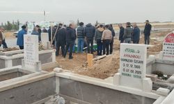 Gaziantep'te boşandığı eşi tarafından öldürülen kadın Kayseri'de toprağa verildi