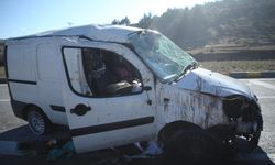 Gizli buzlanma trafik kazalarına sebep oldu: 3 yaralı