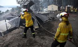 Avustralya'da orman yangınları: 16 ev küle döndü