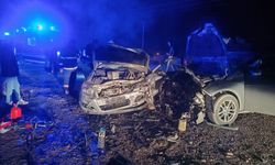 Adıyaman'da otomobiller çarpıştı: 5 yaralı