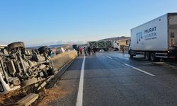 Van'da 6 araç birbirine girdi: 3 kişi yaralandı