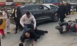 Esenyurt'ta trafikte tartıştığı araç sürücüsünü öldüresiye dövdü
