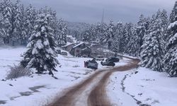 Bolu’nun yükseklerinde kar kalınlığı 10 santimetreye ulaştı