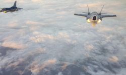 ABD savaş uçakları, Venezuela hava sahası yakınlarında uçuş yaptı