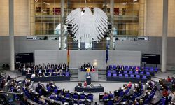 Almanya’da yaklaşık 50 milyar avroluk askeri teçhizat ve silah alımına meclis onayı