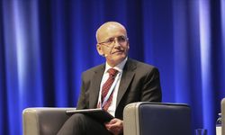 Bakan Şimşek’ten özel okullardaki fahiş fiyata tepki! "Kurala dayalı bir sistem kaçınılmaz hale geldi"