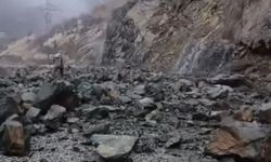 Hakkari'de sağanak, heyelana neden oldu