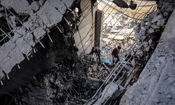 İsrail ordusu ateşkesi ihlal etmeye devam ediyor! Gazze'ye şiddetli hava saldırıları düzenledi