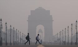 Hava kirliliğiyle mücadele eden Delhi’de son 3 yılda 200 bini aşkın solunum yolu enfeksiyonu tespit edildi