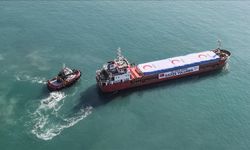 Türk Kızılayın Gazze için hazırladığı 19. "İyilik Gemisi" Mersin Limanı'ndan yola çıktı