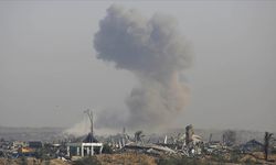 İsrail ateşkese rağmen Gazze'nin güney ve kuzeyini vurdu