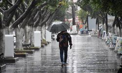 Muğla ve Antalya’da kuvvetli yağış uyarısı: Akdeniz’de fırtına bekleniyor