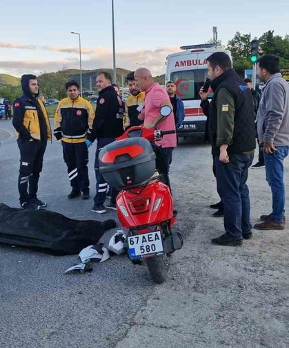 Karadeniz Ereğli’de tır ile çarpışan motosikletin sürücüsü hayatını kaybetti