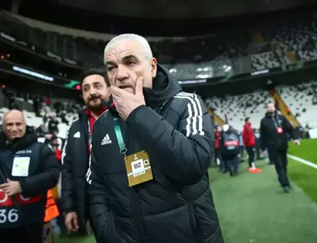 Beşiktaş Teknik Direktörü Rıza Çalımbay'dan sert mesaj! 'Kadro dışı...'