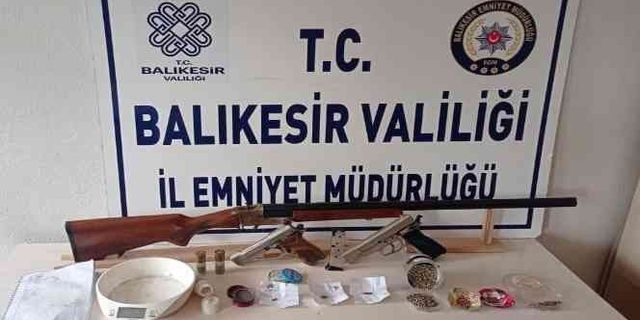 Balıkesir'de polis 272 şahsa 'Huzur' operasyonu