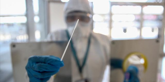 Türkiye'de 1443 kişinin Kovid-19 testi pozitif çıktı, 3 kişi hayatını kaybetti