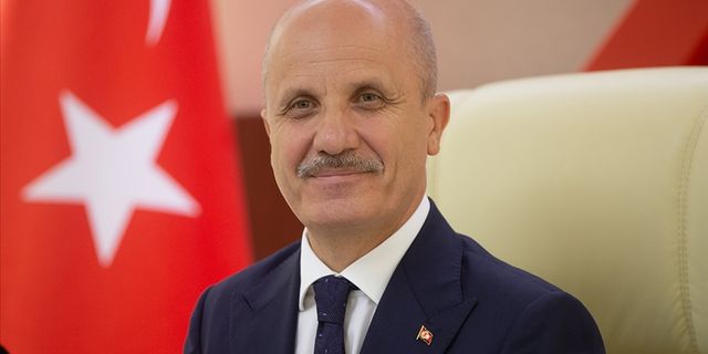 YÖK Başkanı Özvar, vakıf üniversitelerinden ücretlerde indirim, yurt kapasitelerinde artış istedi