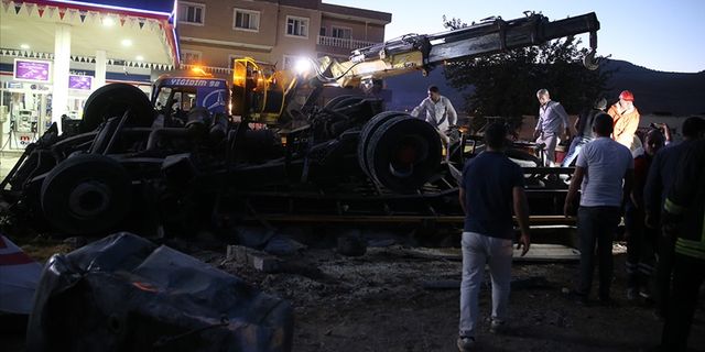 Mardin'de 20 kişinin öldüğü kazada yakınlarını kaybedenler yaşananları anlattı