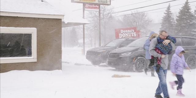ABD'de kar fırtınasında hayatını kaybedenlerin sayısı 17'ye yükseldi