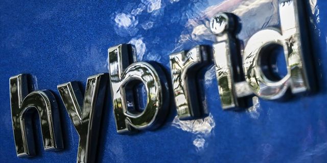 Yakıt ekonomisi ve karbondioksit emisyonu etiketi elektrikli ve hibrit araçlar için de hazırlandı