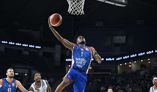 Anadolu Efes, Onvo Büyükçekmece Basketbol'u 89-78 mağlup etti