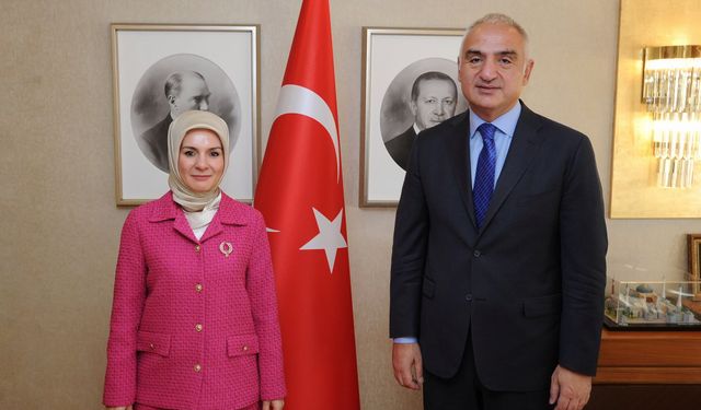 Aile ve Sosyal Hizmetler Bakanı Göktaş, Kültür ve Turizm Bakanı Mehmet Nuri Ersoy ile görüştü