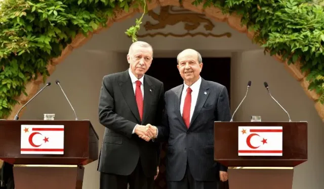 KKTC Cumhurbaşkanı Tatar, Cumhurbaşkanı Erdoğan ile bayramlaştı