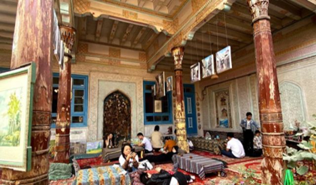 Bir Uygur camisi daha restorana dönüştürüldü!