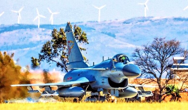 Mısır Hava Kuvvetleri Çin savaş uçaklarını istiyor