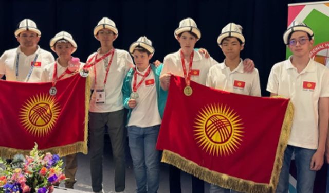 Kırgız Türkü öğrenci Uluslararası Matematik Olimpiyatlarında altın madalya kazandı